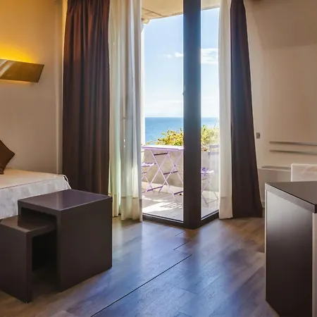 Hotel Four Points By Sheraton Catania