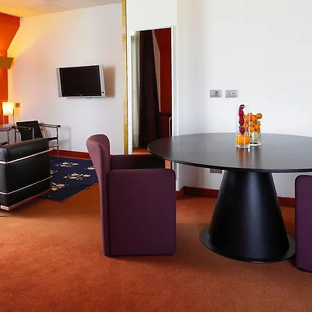 Four Points By Sheraton Catania Hotel