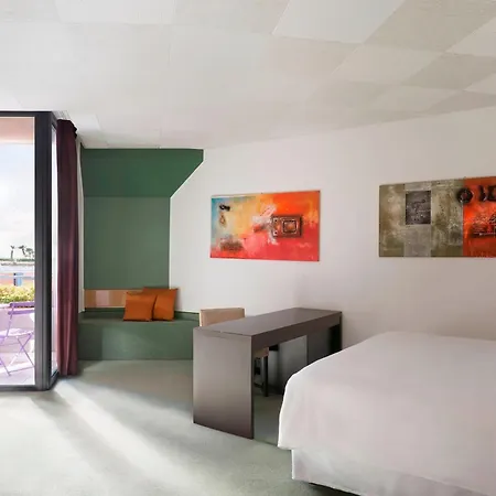 Four Points By Sheraton Catania 4*