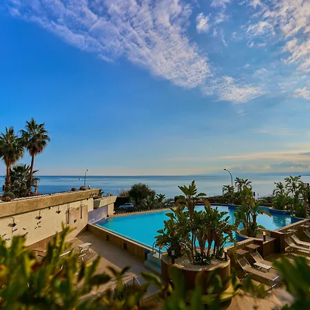 Four Points By Sheraton Catania 4*