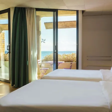 Hotel Four Points By Sheraton Catania 4*