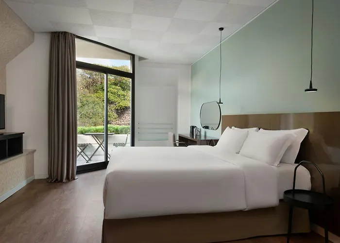 Four Points By Sheraton Catania 4*